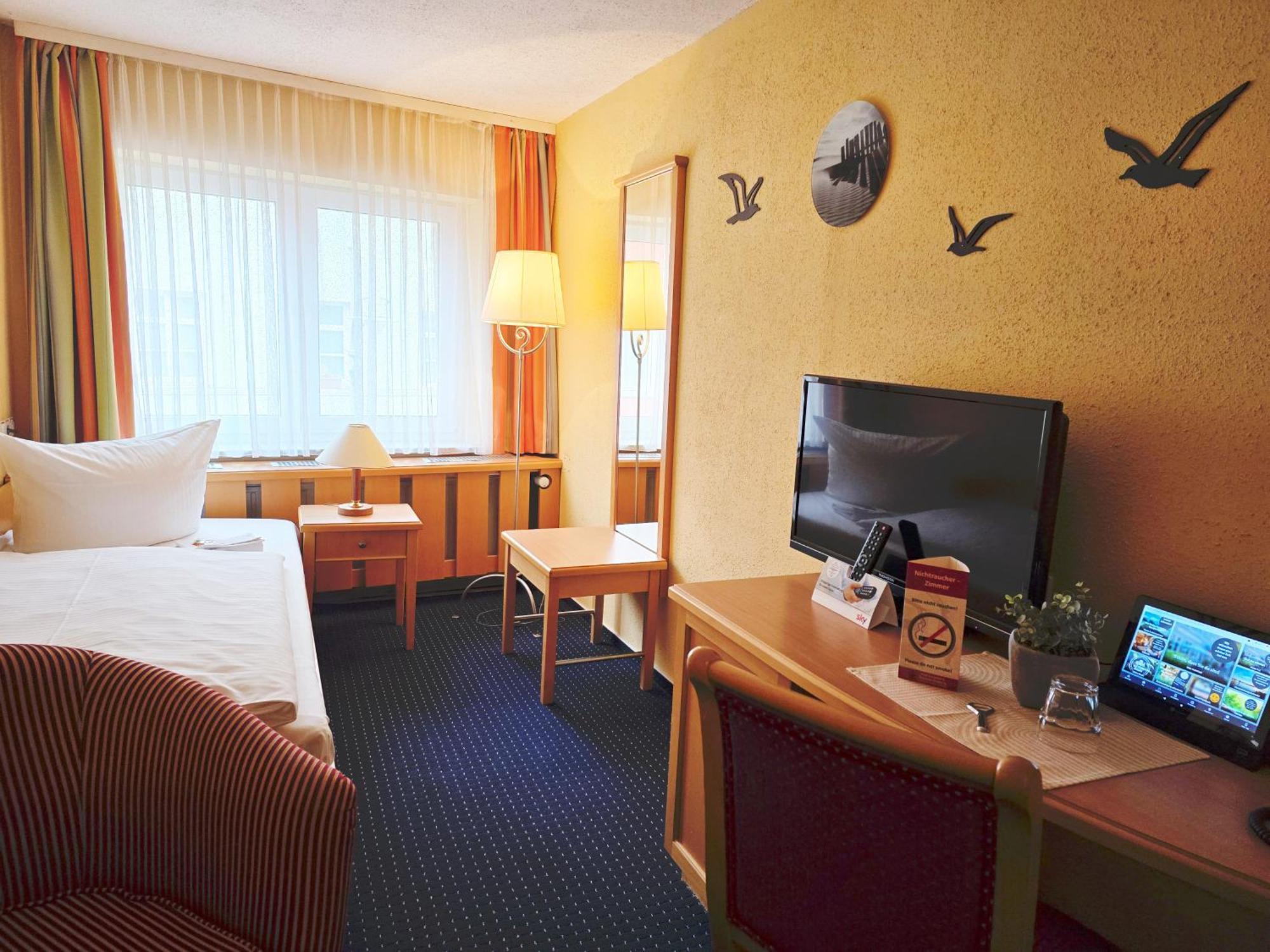 Hotel Am Markt & Brauhaus Stadtkrug 웨케문데 외부 사진