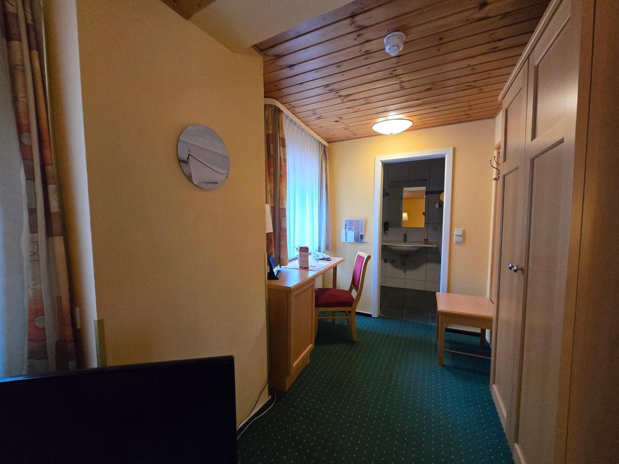 Hotel Am Markt & Brauhaus Stadtkrug 웨케문데 외부 사진