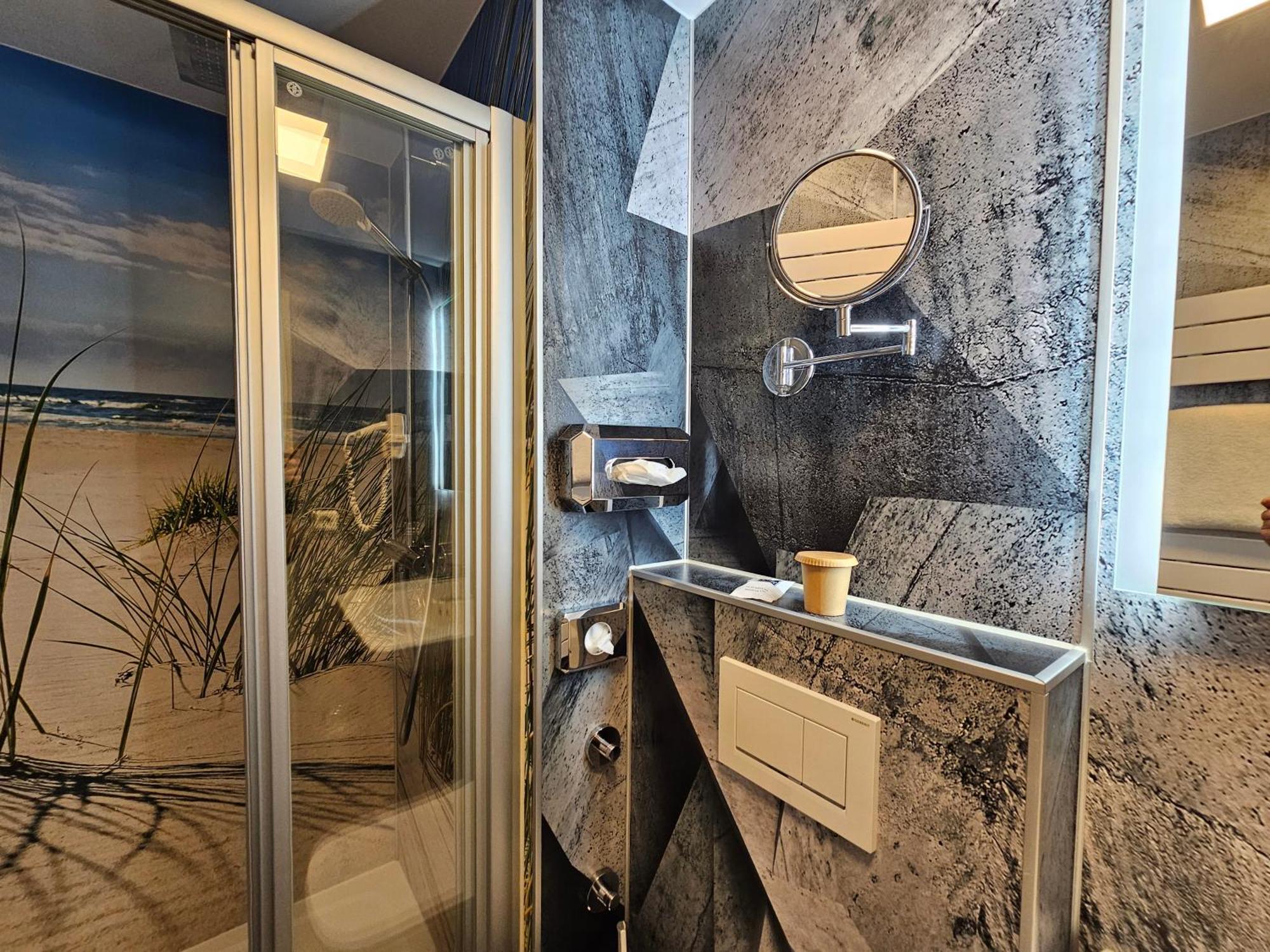 Hotel Am Markt & Brauhaus Stadtkrug 웨케문데 외부 사진