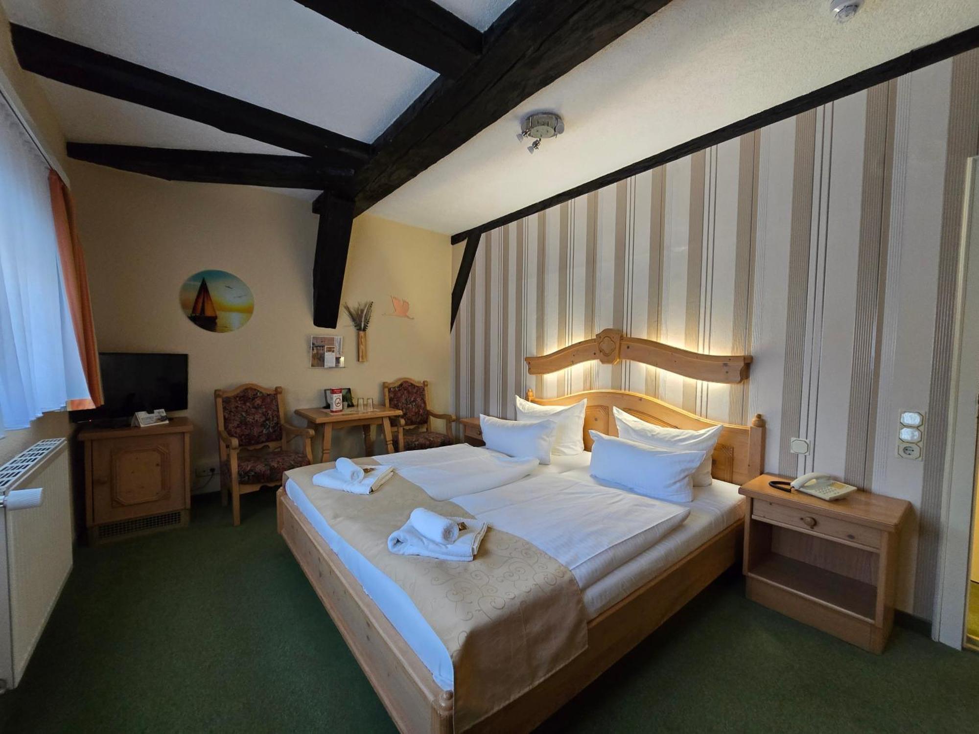Hotel Am Markt & Brauhaus Stadtkrug 웨케문데 외부 사진